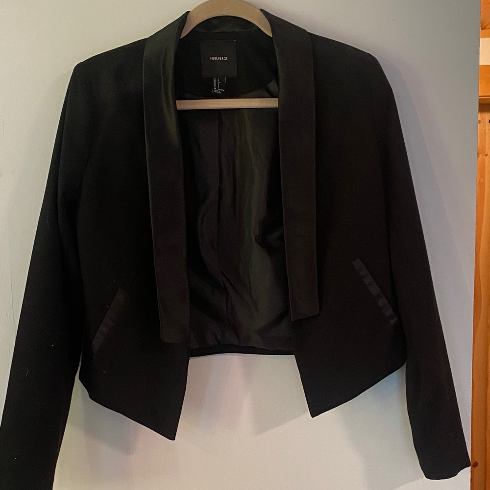 Forever 21 Women's Classic Black Suit Jacket